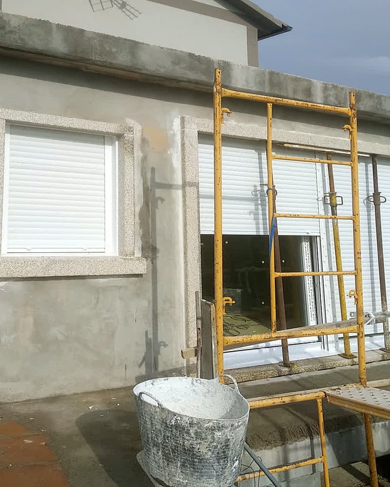 Ampliación de una vivienda con nuevo cerramiento en Gondomar
