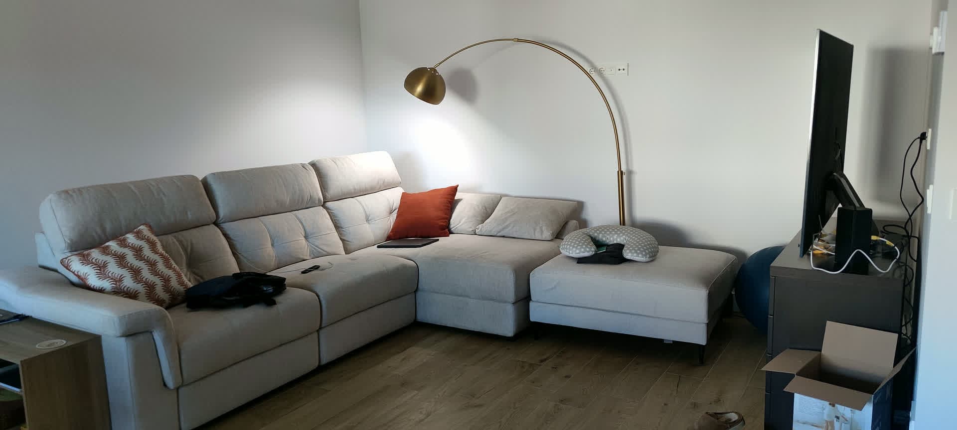 Salón de una vivienda reformada en Gondomar